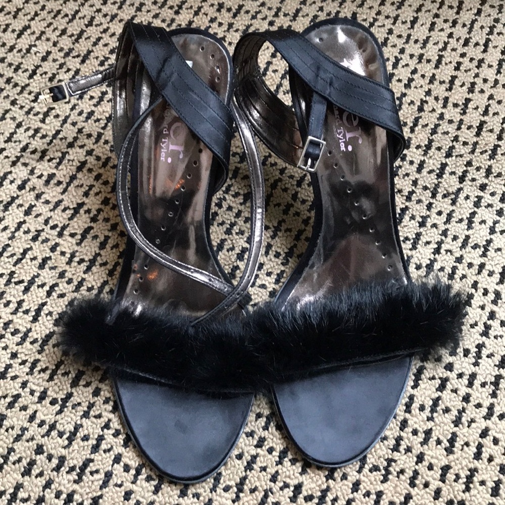 Richard Tyler satin fur sandal 8.5